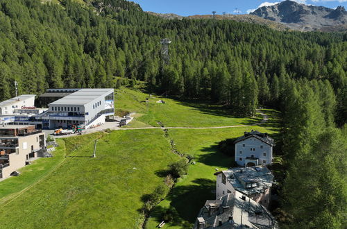 Photo 24 - 3 bedroom Apartment in Silvaplana with garden and terrace