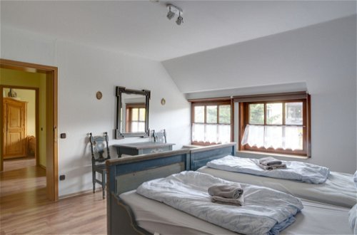 Foto 15 - Appartamento con 4 camere da letto a Hehlen con giardino e terrazza