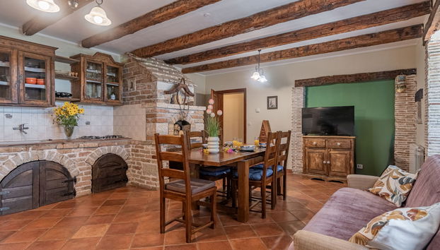 Apartamento de 2 quartos em Pazin com piscina e jardim - Foto 2