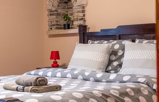 Apartamento de 2 quartos em Pazin com piscina e jardim - Foto 5