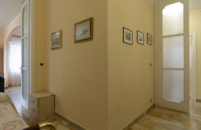 Casa de 3 quartos em Cipressa com jardim e terraço - Foto 18