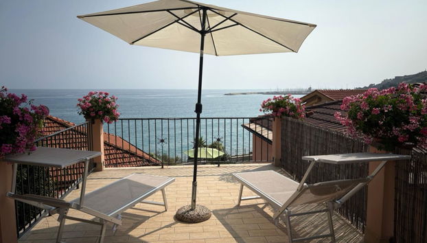 Haus mit 3 Schlafzimmern in Cipressa mit garten und terrasse - Foto 2