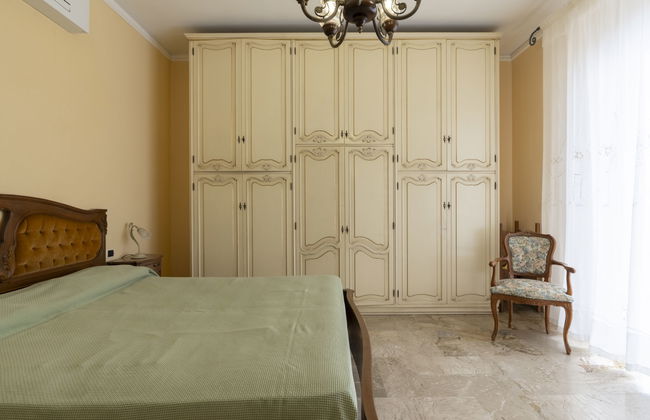 Casa de 3 quartos em Cipressa com jardim e terraço - Foto 21