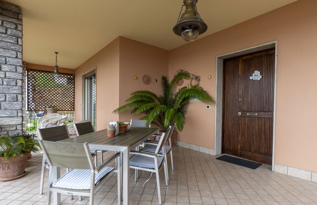 Casa de 3 quartos em Cipressa com jardim e terraço - Foto 34