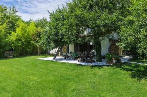 Foto 40 - Casa de 3 habitaciones en Buzet con jardín y terraza