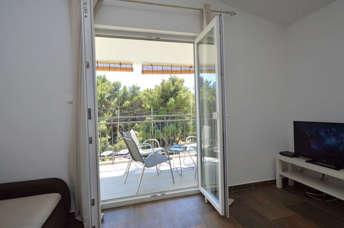 Foto 8 - Apartamento de 1 quarto em Tribunj com jardim e terraço