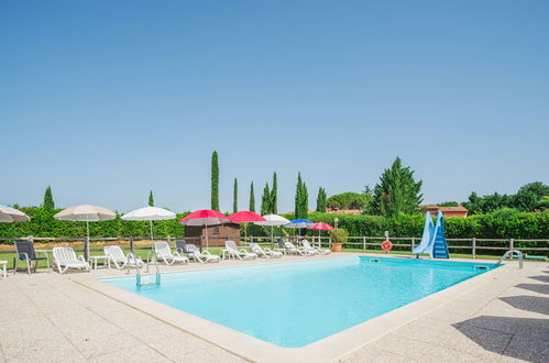 Foto 2 - Apartamento de 2 quartos em Castelfranco di Sotto com piscina e jardim