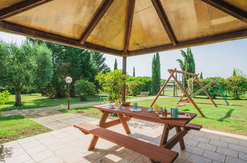 Foto 34 - Appartamento con 3 camere da letto a Castelfranco di Sotto con piscina e giardino