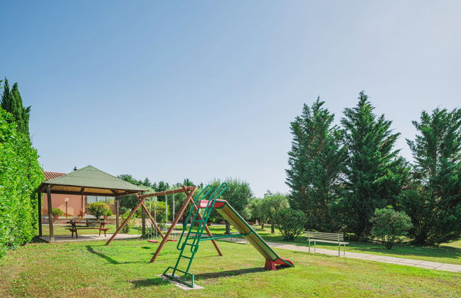 2 bedroom Apartment in Castelfranco di Sotto with swimming pool and garden - Photo 34