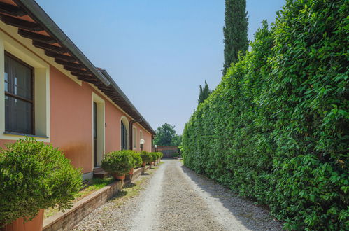 Foto 26 - Appartamento con 3 camere da letto a Castelfranco di Sotto con piscina e giardino