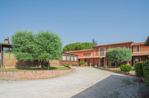 Foto 30 - Appartamento con 3 camere da letto a Castelfranco di Sotto con piscina e giardino