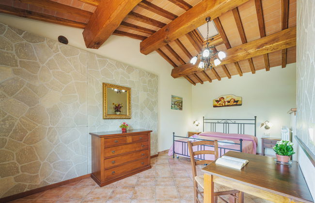 3 bedroom Apartment in Castelfranco di Sotto with swimming pool and garden - Photo 16