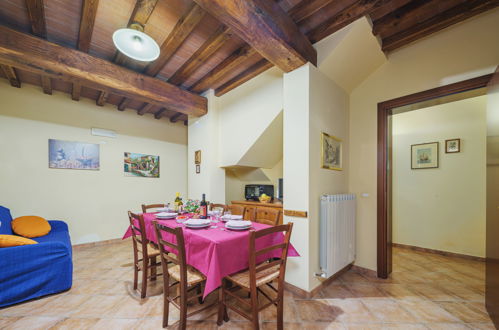 Photo 8 - 3 bedroom Apartment in Castelfranco di Sotto with swimming pool and garden