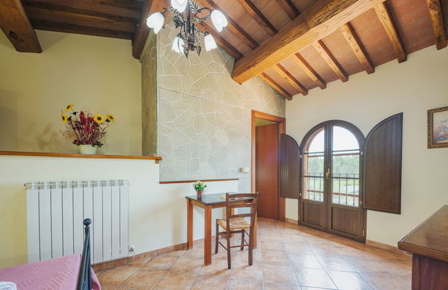 3 bedroom Apartment in Castelfranco di Sotto with swimming pool and garden - Photo 17