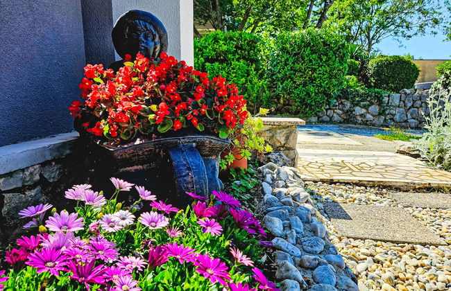 Apartment in Crikvenica mit garten und terrasse - Foto 12