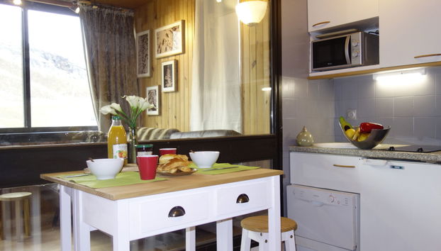 1 bedroom Apartment in Les Belleville with terrace - Photo 5