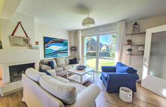 Foto 1 - Casa con 5 camere da letto a Saint-Malo con piscina e giardino