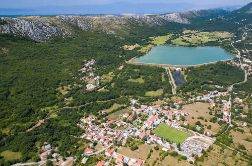 Photo 29 - Maison de 3 chambres à Vinodolska Općina avec piscine privée et vues à la mer