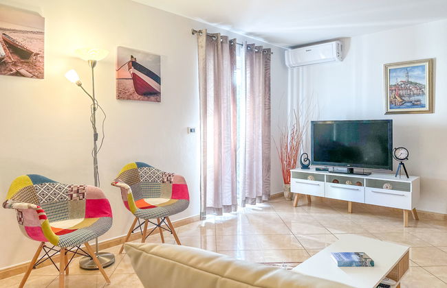 Apartamento de 3 quartos em Poreč com piscina e jardim - Foto 4