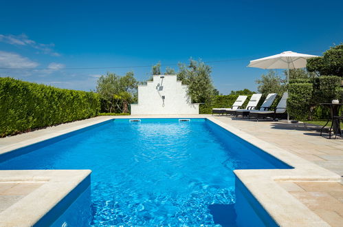 Foto 6 - Appartamento con 2 camere da letto a Poreč con piscina e giardino