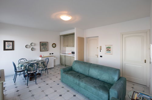 Foto 9 - Apartamento de 1 quarto em Baveno com jardim e terraço