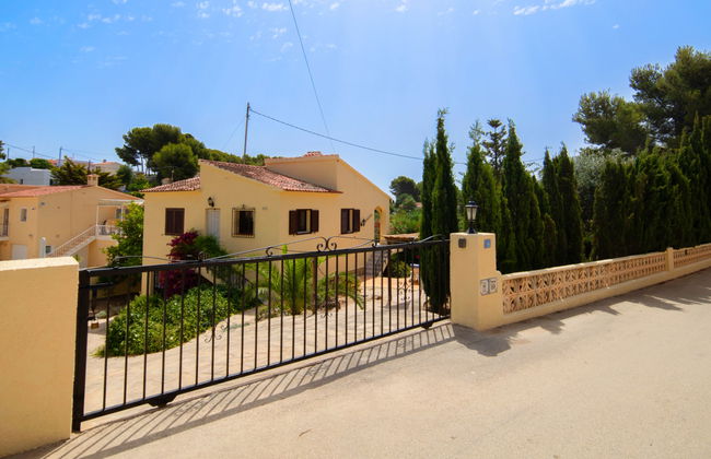 3 bedroom House in Benissa with private pool and garden - Photo 18