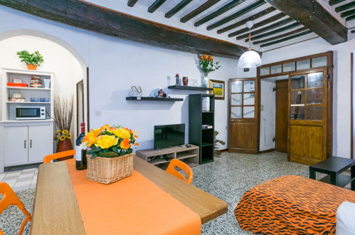 Foto 2 - Haus mit 2 Schlafzimmern in Montecatini Val di Cecina