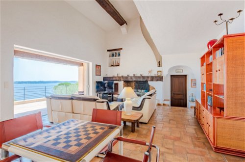 Photo 10 - 4 bedroom House in Sainte-Maxime with private pool and sea view