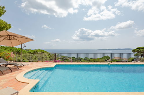Foto 26 - Casa de 4 quartos em Sainte-Maxime com piscina privada e vistas do mar
