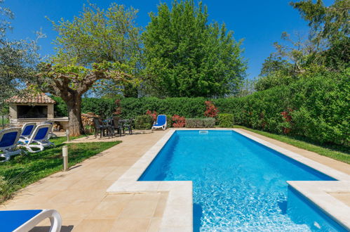 Foto 24 - Casa de 2 quartos em Umag com piscina privada e jardim