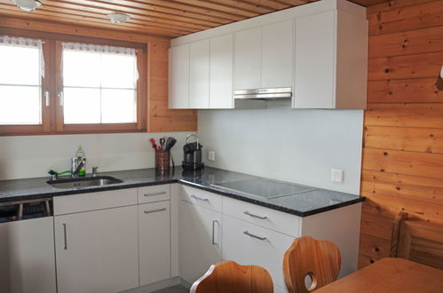 Foto 5 - Apartamento de 2 habitaciones en Schlatt-Haslen con jardín