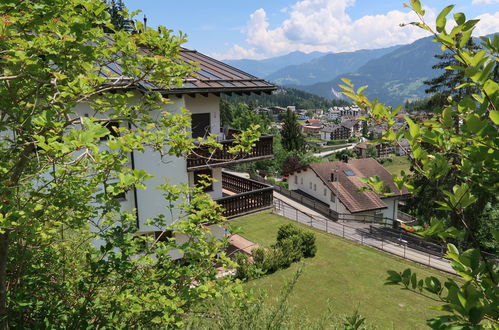 Foto 16 - Apartment mit 1 Schlafzimmer in Laax mit blick auf die berge