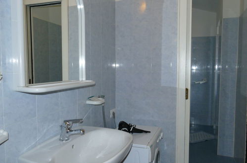 Foto 18 - Appartamento con 2 camere da letto a Diano Castello con piscina e vista mare