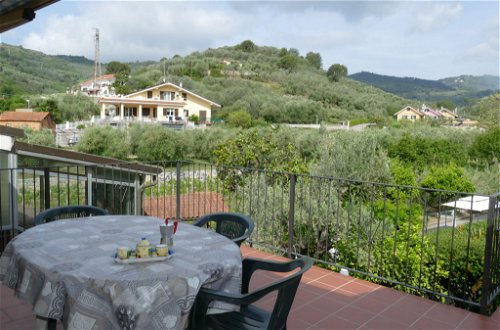 Foto 22 - Apartamento de 2 habitaciones en Diano Castello con piscina y vistas al mar