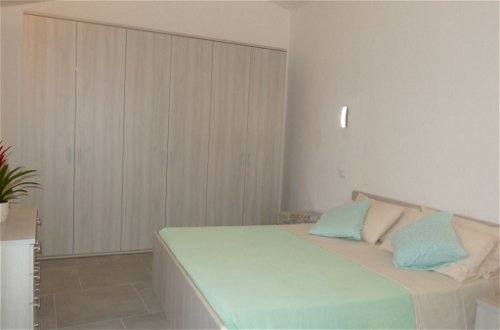Photo 13 - Appartement de 2 chambres à Diano Castello avec piscine et vues à la mer