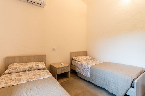Foto 14 - Appartamento con 2 camere da letto a Diano Castello con piscina e giardino