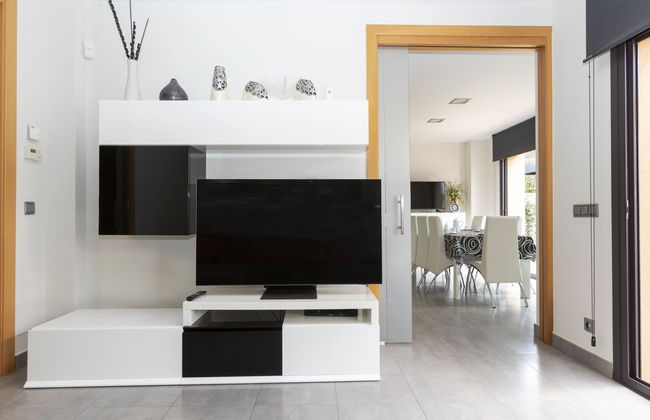 Casa de 5 quartos em Olot com piscina privada e jardim - Foto 8