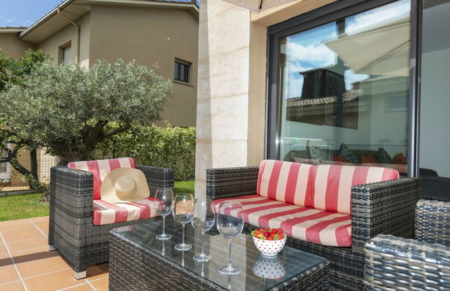 Casa de 5 quartos em Olot com piscina privada e jardim - Foto 13