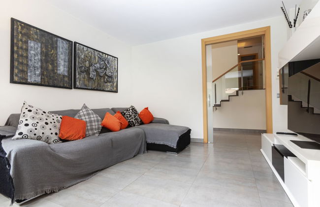 Casa de 5 quartos em Olot com piscina privada e jardim - Foto 7