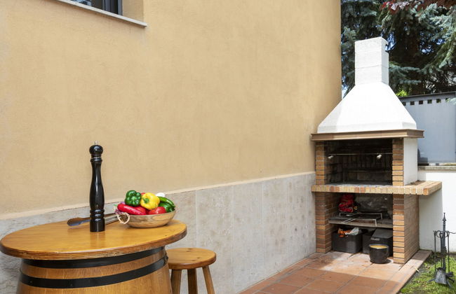 Casa de 5 quartos em Olot com piscina privada e jardim - Foto 29
