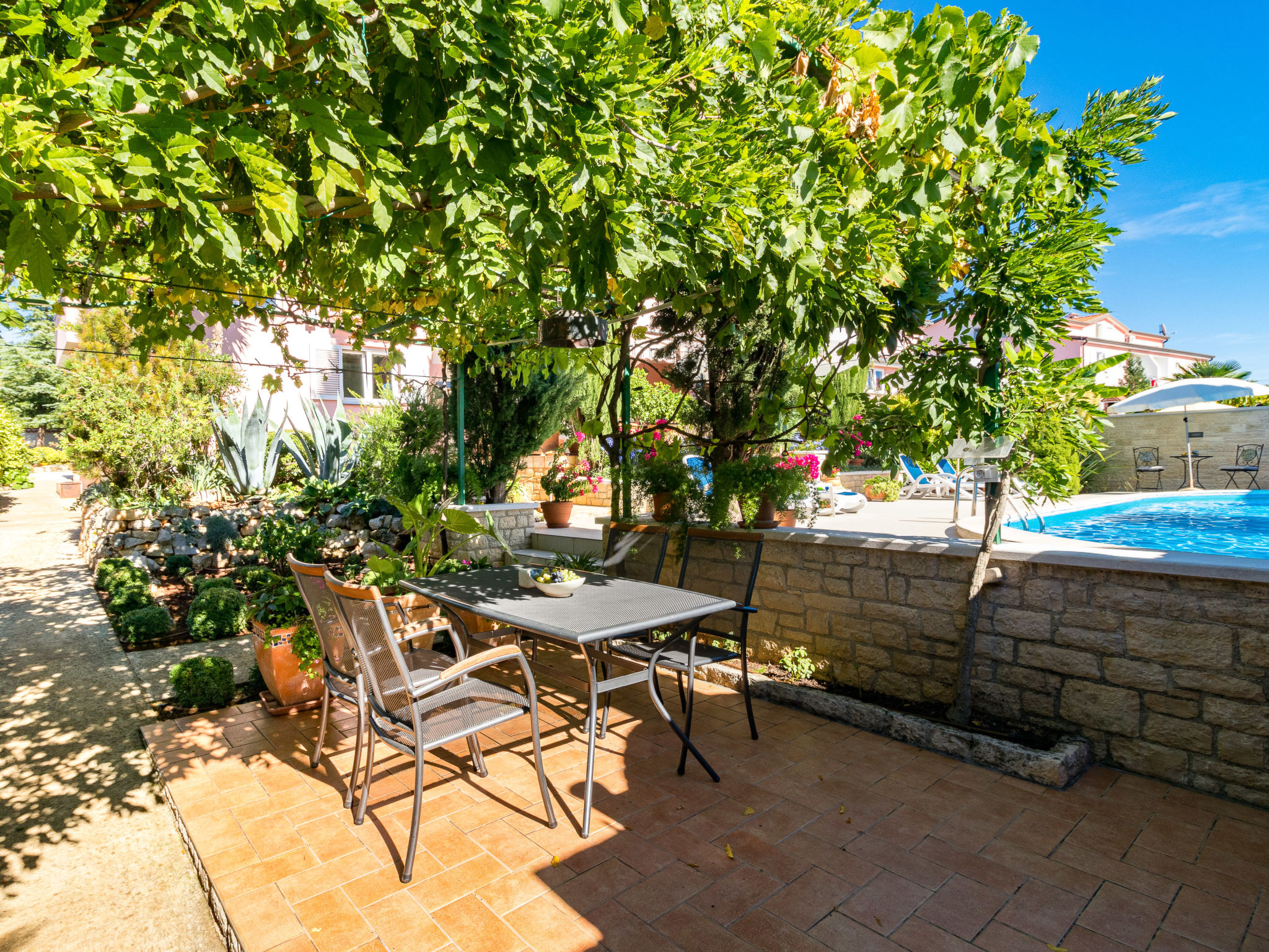 Photo 23 - 1 bedroom Apartment in Poreč with swimming pool and garden