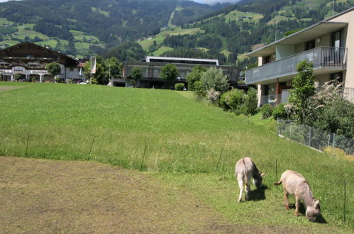 Foto 7 - Apartamento de 2 quartos em Fügen com vista para a montanha