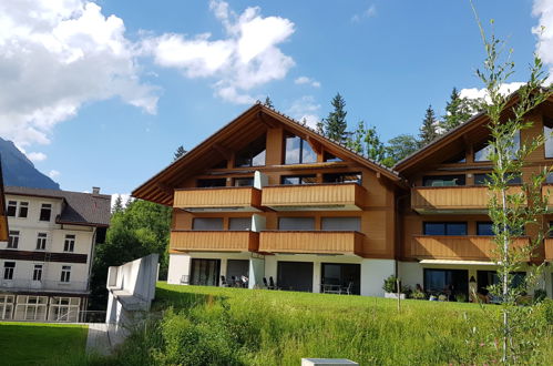 Foto 2 - Appartamento con 2 camere da letto a Kandersteg con terrazza e vista sulle montagne