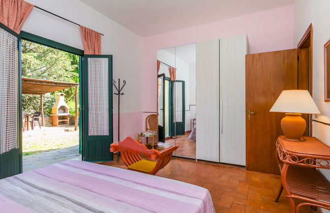 Apartamento de 2 quartos em Follonica com piscina e jardim - Foto 12