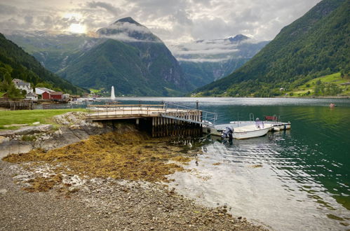 Foto 16 - Casa de 2 quartos em Balestrand com jardim e terraço