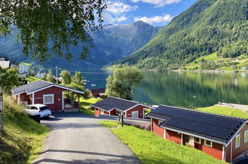 Foto 19 - Casa de 2 quartos em Balestrand com jardim e terraço