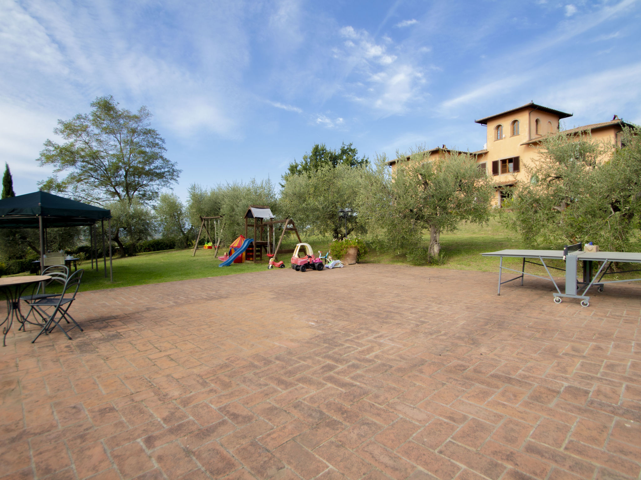 Photo 19 - 2 bedroom Apartment in Cerreto Guidi with swimming pool and garden