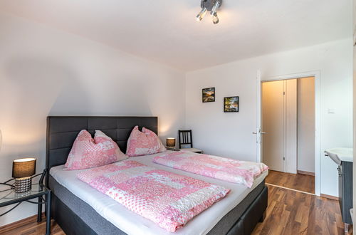 Foto 17 - Appartamento con 3 camere da letto a Velden am Wörther See con giardino e terrazza