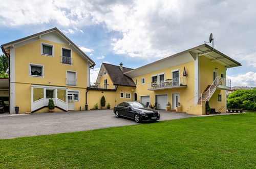 Foto 38 - Appartamento con 3 camere da letto a Velden am Wörther See con giardino e terrazza