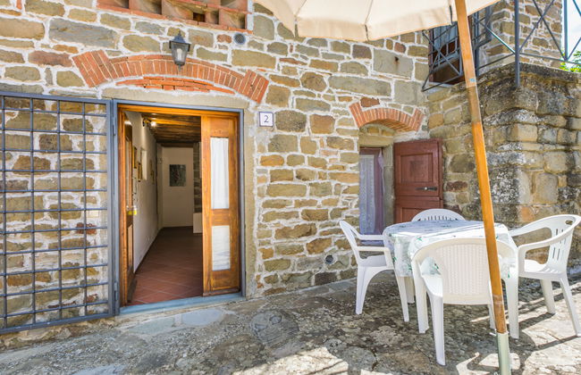 Apartamento de 2 quartos em Pelago com piscina e jardim - Foto 9